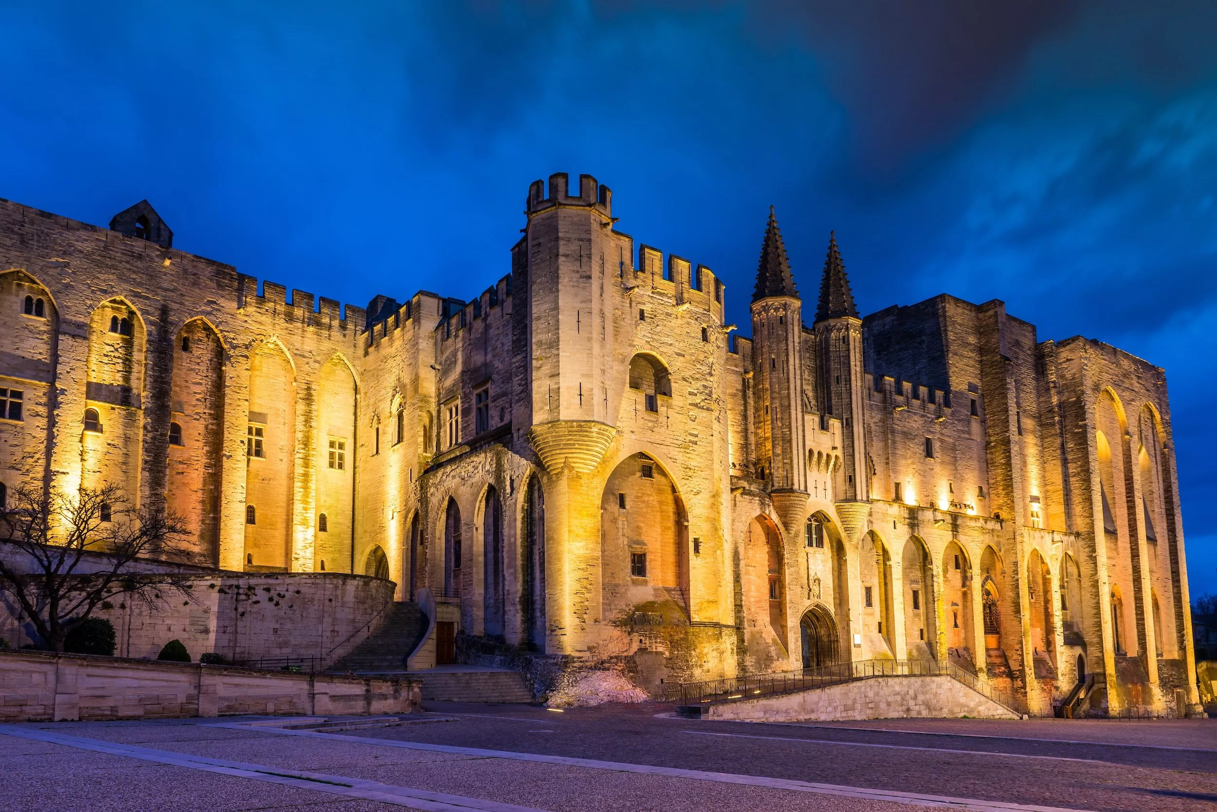 découvrir le palais des papes Avignon