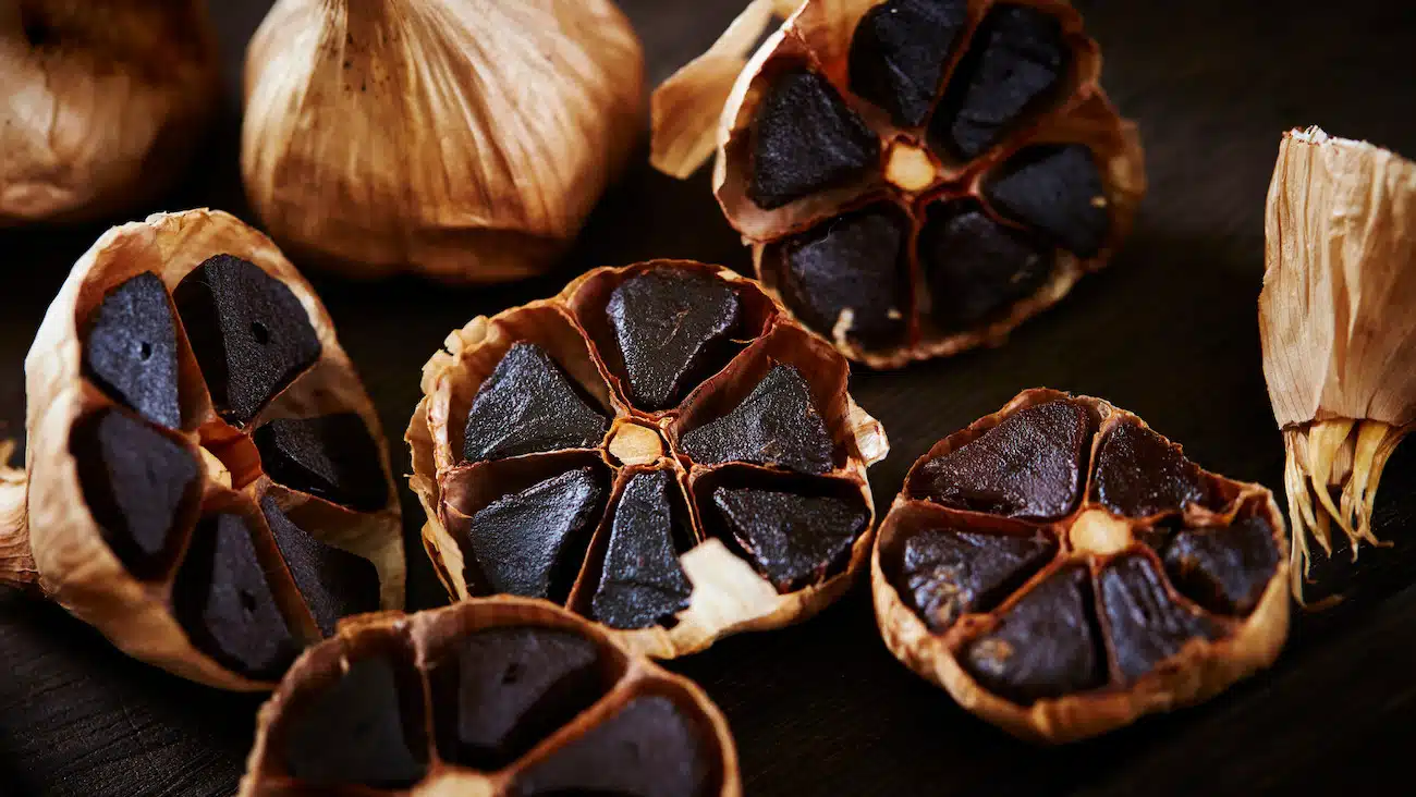 L’Étuverie : quand l’ail blanc de Lomagne devient ail noir